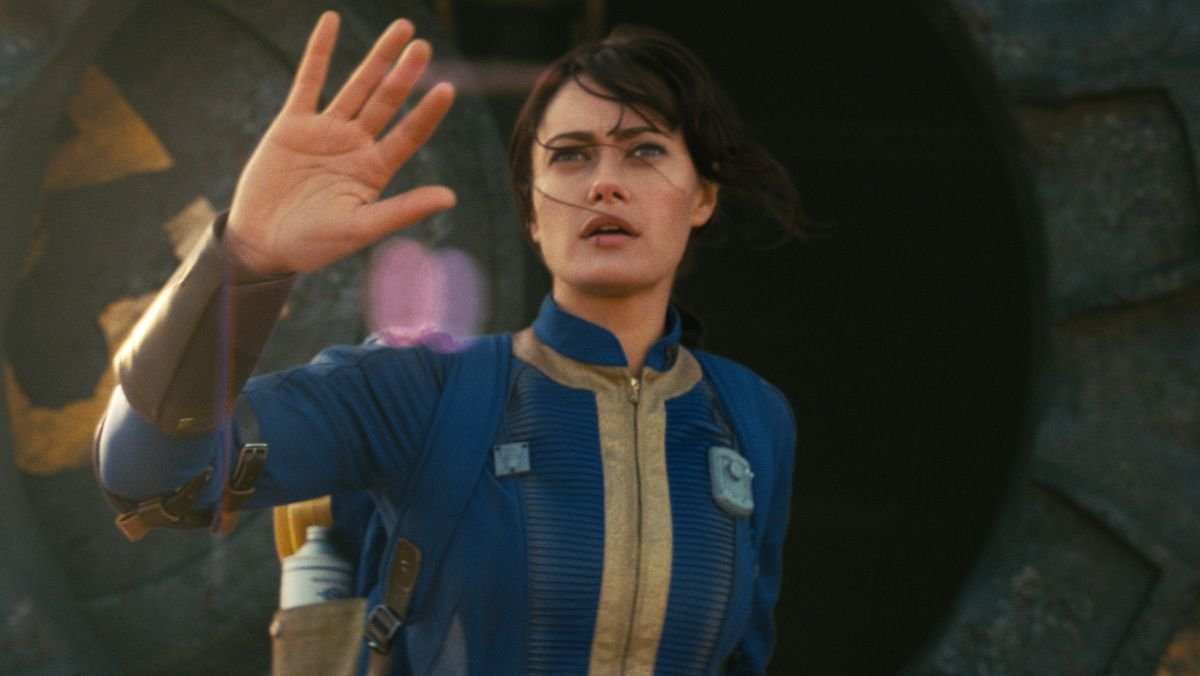 Fallout Season 1 image of Ella Purnell’s Lucy