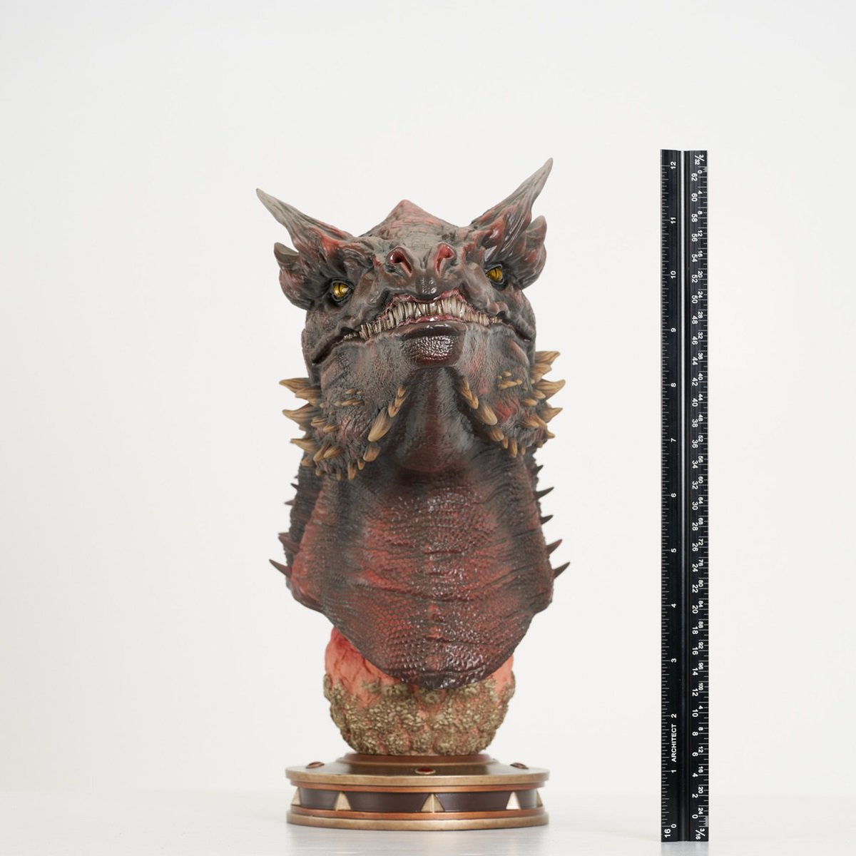 House of the Dragon Caraxes bust from Diamond Select close up size difference chart.